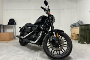 Harley Davidson roadster