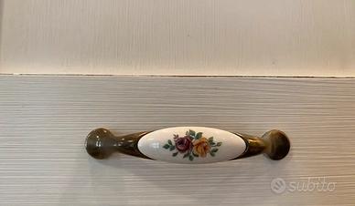 Maniglia per ante ottone antico e ceramica