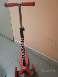 Monopattino con luci