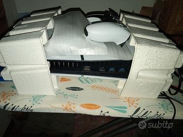 console con due joystick 