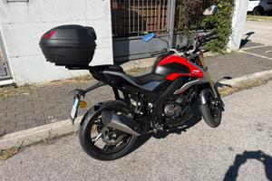 Moto QJ SRK 125S