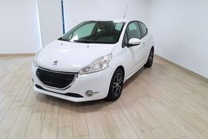 Peugeot 208 1.2 VTi 82 CV 3 porte Allure