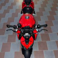 Ducati streetfighter v2 2025