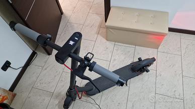 Monopattino Xiaomi Electric Scooter 4 Pro