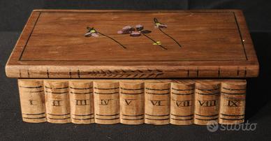 Piccola scatola sorrentina Portagioie legno ulivo