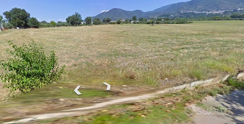 Terreno di 23000 m² a Raviscanina - Vista 4