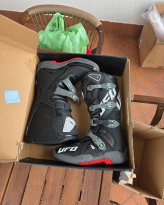 stivali da cross ufo NUOVI