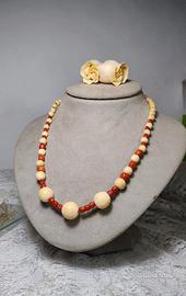 collana con avorio vintage e corallo 