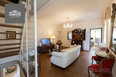 Casa indipendente di 190 m² con più di 5 locali a 