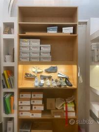 Mobili per arredamento negozio calzature