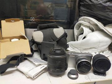 Compatta Nikon Nital j1