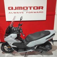 Qj Motor MTX 300 2025