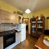 3 LOCALI A ROCCAVIGNALE