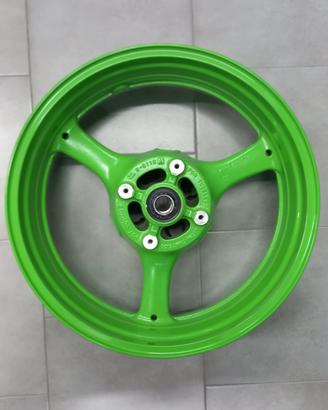 CERCHIO POSTERIORE NUOVO PER KAWASAKI NINJA ZX10R 