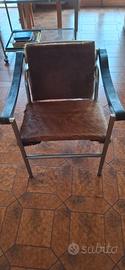 Poltroncina Le Corbusier