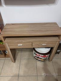 Scrivania apribile salvaspazio