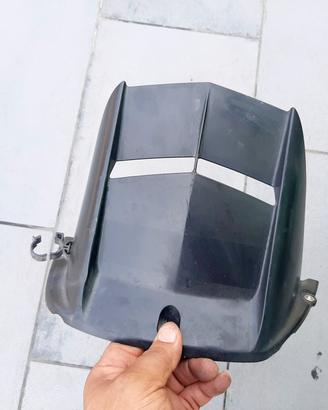 PARAFANGO POSTERIORE ORIGINALE YAMAHA R6 2006 a 20