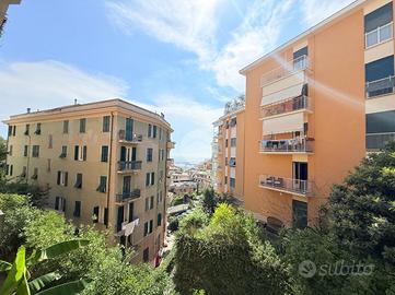 4 LOCALI A GENOVA