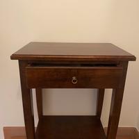 Mobile comodino ingresso