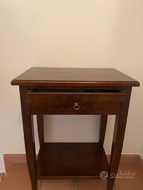 Mobile comodino ingresso