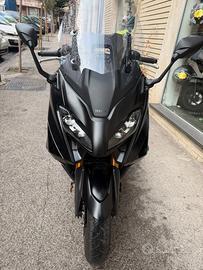Yamaha T Max 560 TECH