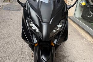 Yamaha T Max 560 TECH