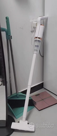 Aspirapolvere per uso domestico38