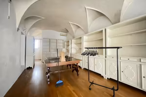 NEGOZIO A CONEGLIANO