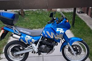 SUZUKI DR 650 RS