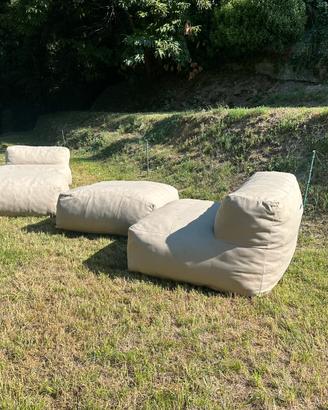 2 Maxi Poltrone Baku + Pouf