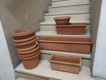 Vasi e balconette da giardino dimensioni varie