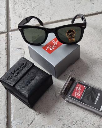 Occhiali da sole Ray-Ban Wayfarer Folding RB4105