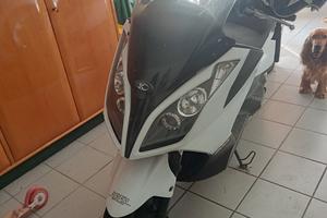 Kymco downtown usato poco 