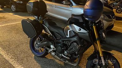 Kit borse bauletto e borsa serbatoio mt 09