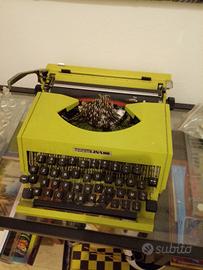 MACCHINA PER SCRIVERE