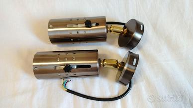 Coppia di faretti da parete in metallo vintage