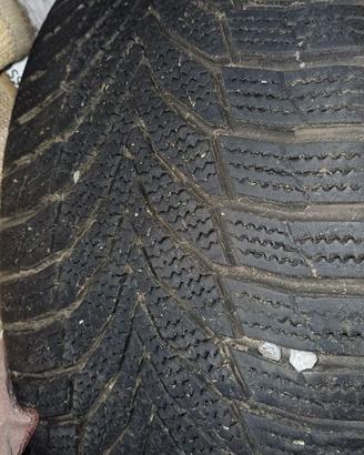 4 Gomme invernali  usate