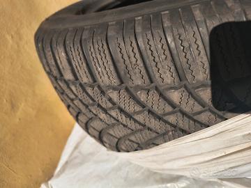BRIDGESTONE BLIZZAK LM 005 107H 235/60R18 