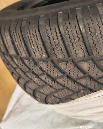 BRIDGESTONE BLIZZAK LM 005 107H 235/60R18 