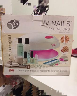 Kit unghie con fornetto UV e accessori