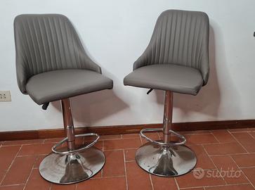 2 sgabelli girevoli 