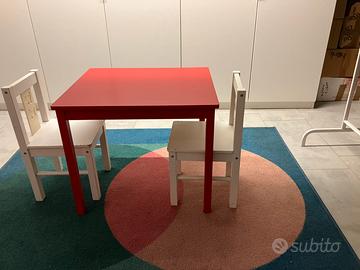 Tavolino bimbi con 2 sedie