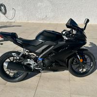 Yamaha 125 YZF anno 2023