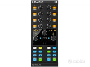 Native Instruments Traktor X1 mk2 + Bag