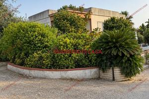 Casa, Erice.
