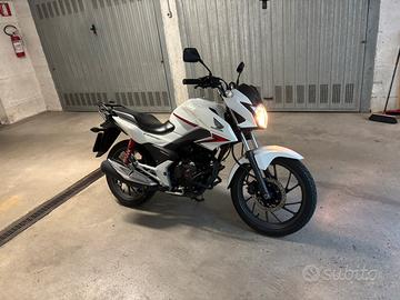 Honda cb 125 f
