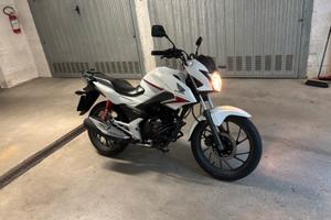 Honda cb 125 f