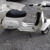 Piaggio Vespa 50 Special (V5B3) - 1972