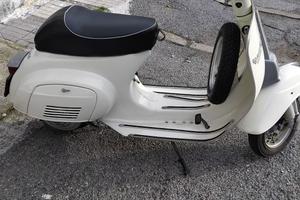 Piaggio Vespa 50 Special (V5B3) - 1972