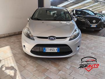 Ford Fiesta 1.4 TDCi 70CV 5 porte Titanium